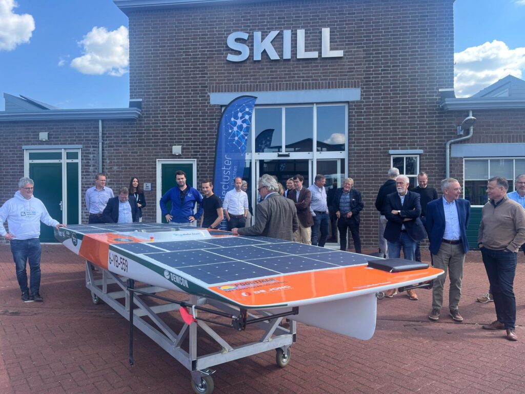 Outdoor solarboat