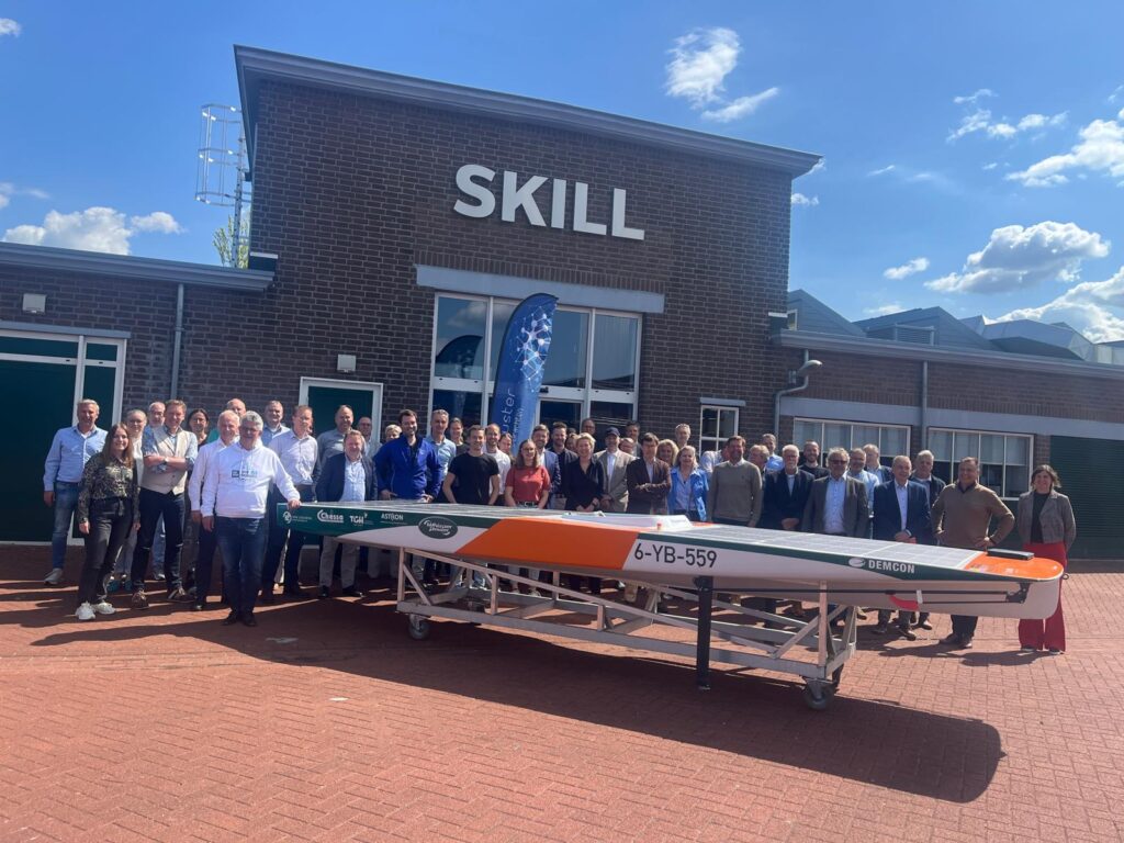 ICD Group photo at the WhisperPower Solarboat